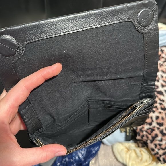 Some Type of Love wallet STATUS ANXIETY - Picture 6 of 8